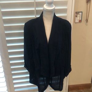 Chico’s Francesca Lacey Pattern Ink light weight jacket. No buttons Shawl collar